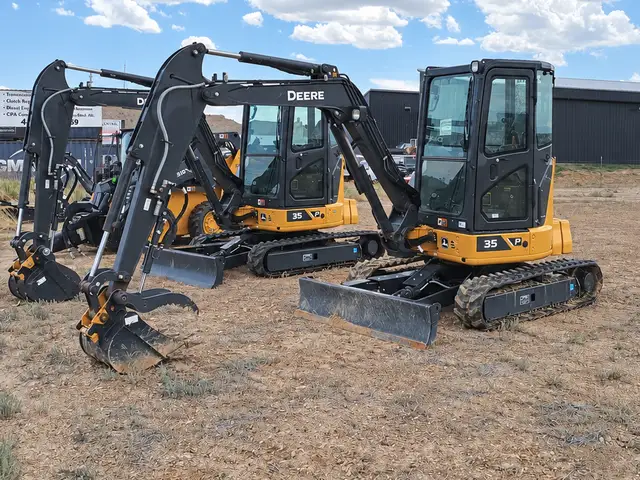 35P front view · One machine per rental